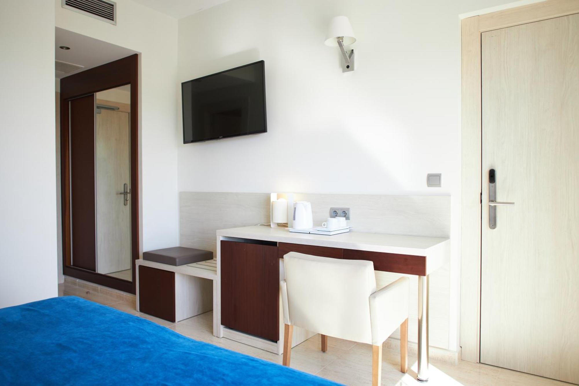 Invisa Ereso All Inclusive Es Cana Εξωτερικό φωτογραφία