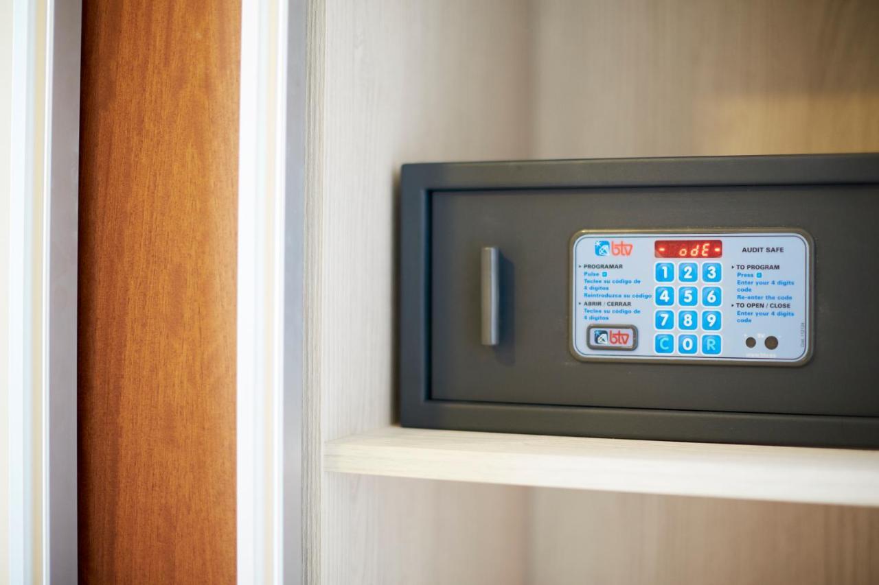 Invisa Ereso All Inclusive Es Cana Εξωτερικό φωτογραφία